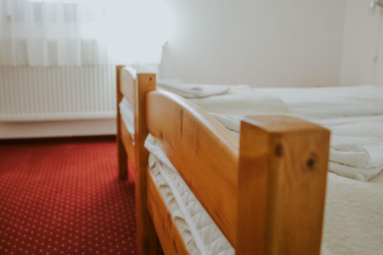 Pension Tofalvi Harghita-Băi Exteriör bild